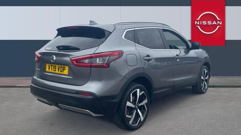 Nissan Qashqai 1.3 DiG-T Tekna 5dr Petrol Hatchback